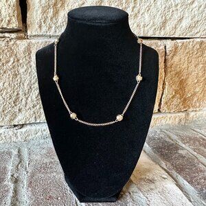 Vintage VTG Avon 1977  Gold Tone Delicate Knots Necklace